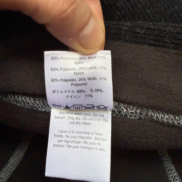 Outdoor Research Flurry Cap Beanie with Visor Women's Size Large/XL in Black - Picture 10 of 12